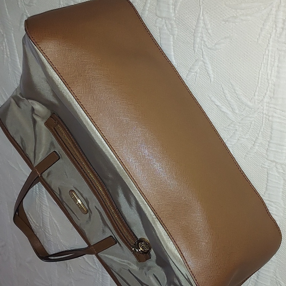 Michael Kors Kempton North/South Tote Bag - Picture 3 of 13